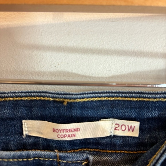 LEVI’S Sz 20W Jeans Boyfriend Copain Mid Wash Wiskering Denim Stretch - Picture 6 of 10